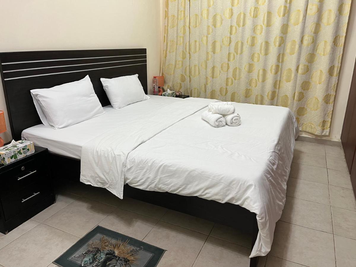 Master Room Attached Bathroom Dubai Exterior foto